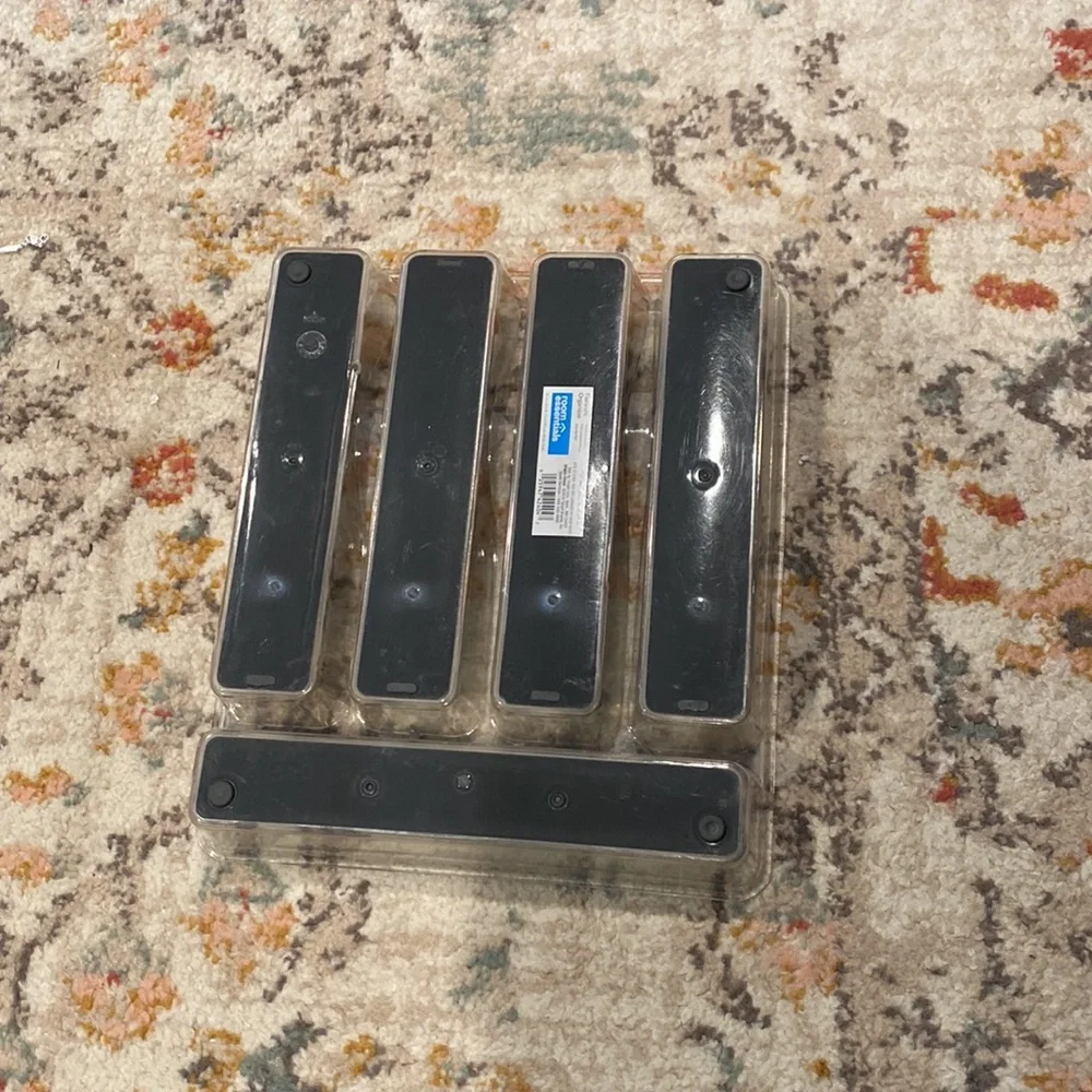 Flatware organizer